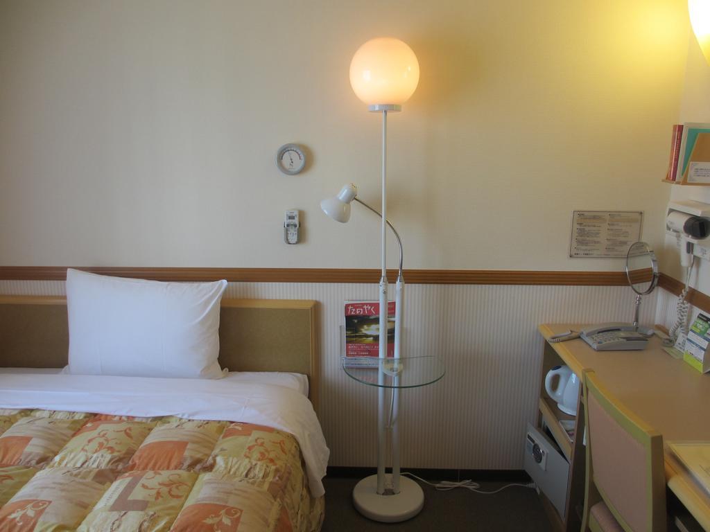 Toyoko Inn Shonan Hiratsuka eki Kita guchi No 1 Bagian luar foto